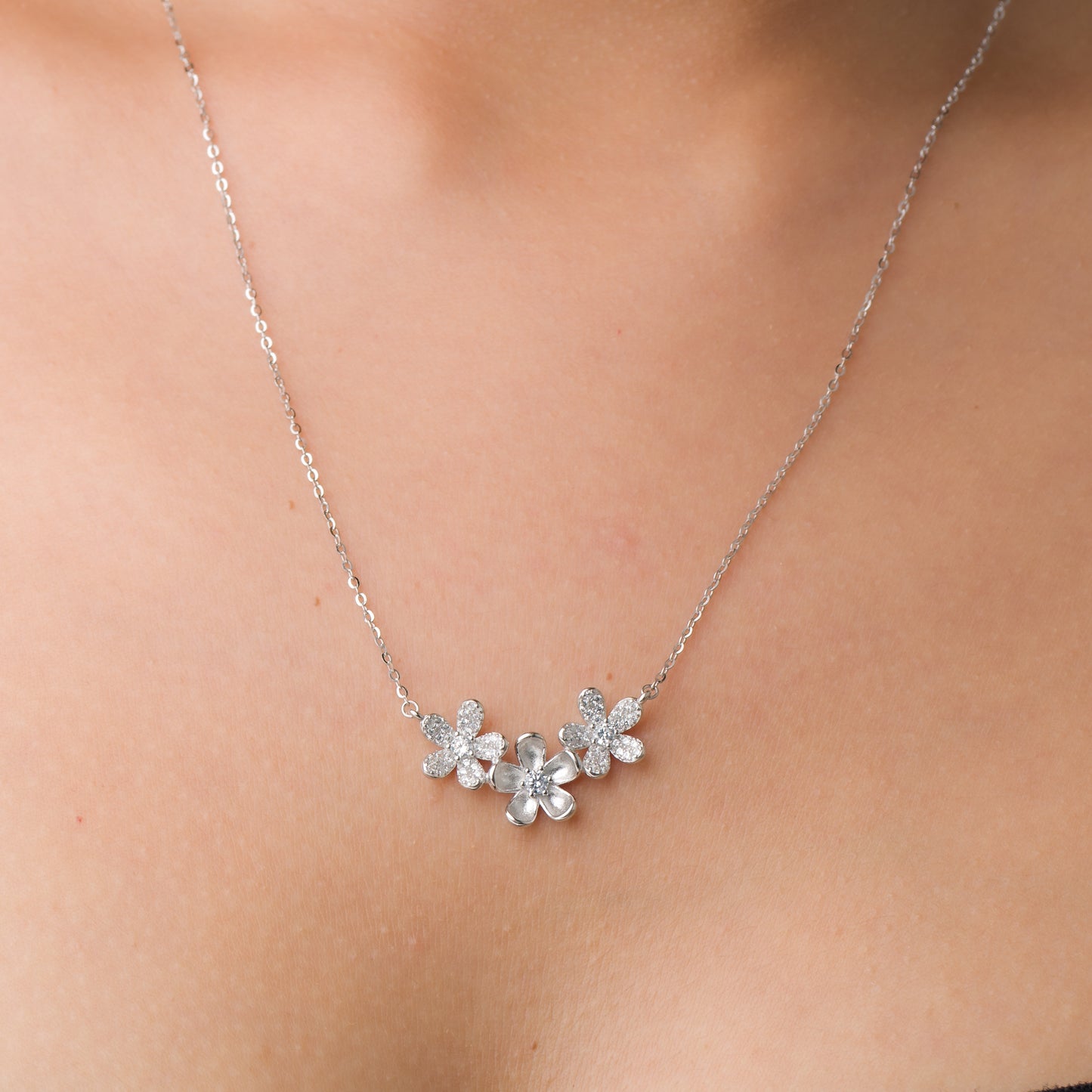 Flower Trio Zircon Pendant Chain - 925 Silver