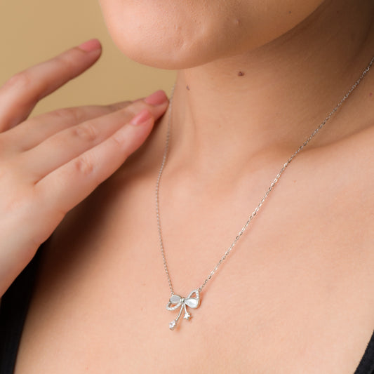 Mother Of Pearl Bow Pendant Chain - 925 Silver