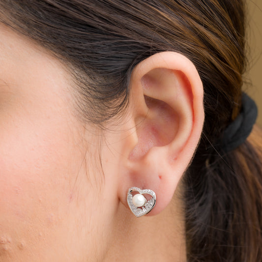 Pearl Heart Stud Earrings - 925 Silver
