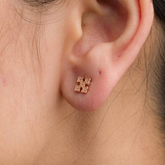 Elegant Zircon Stud Earrings - 925 Silver