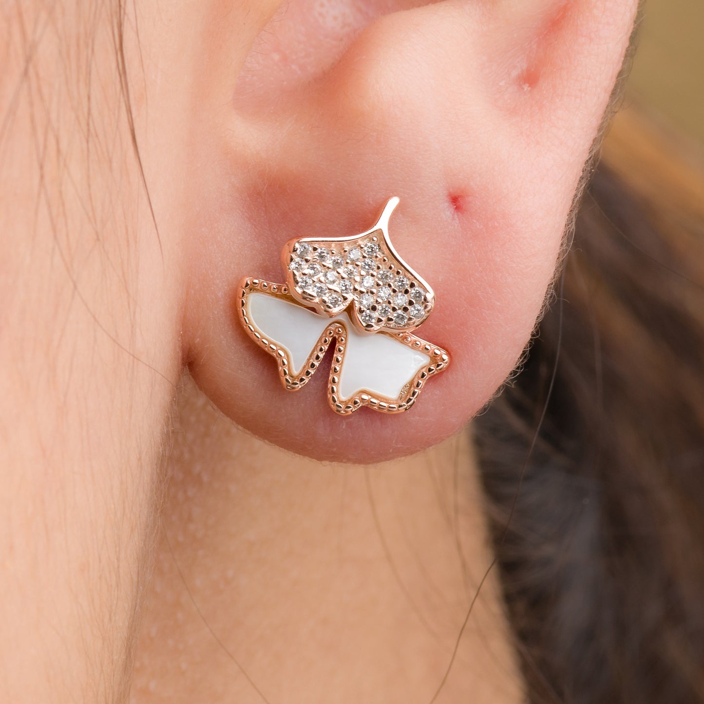 Little Flower Stud Earrings - 925 Silver
