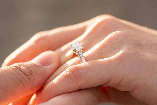 How to Pick an Engagement Ring?