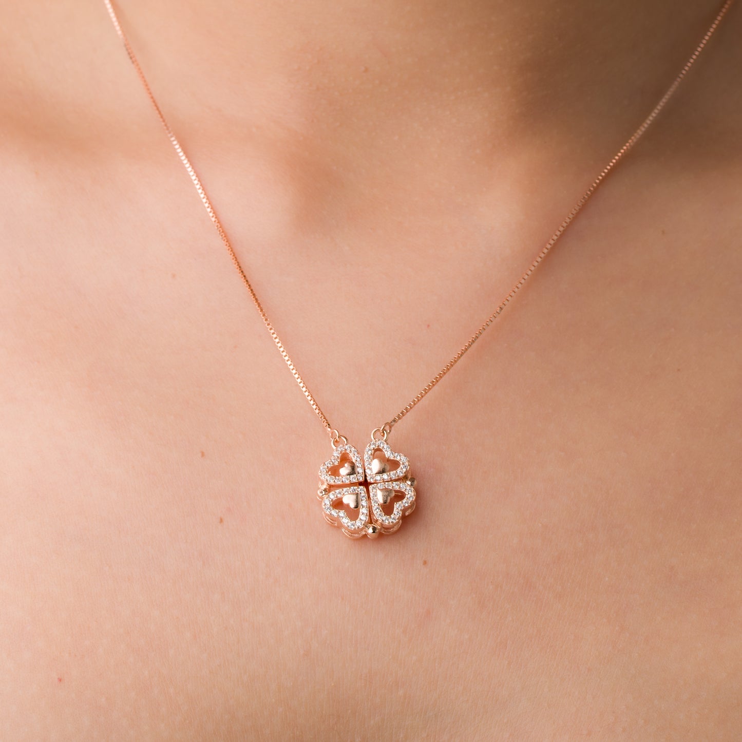 Magnetic Clover Pendant Chain - 925 Silver