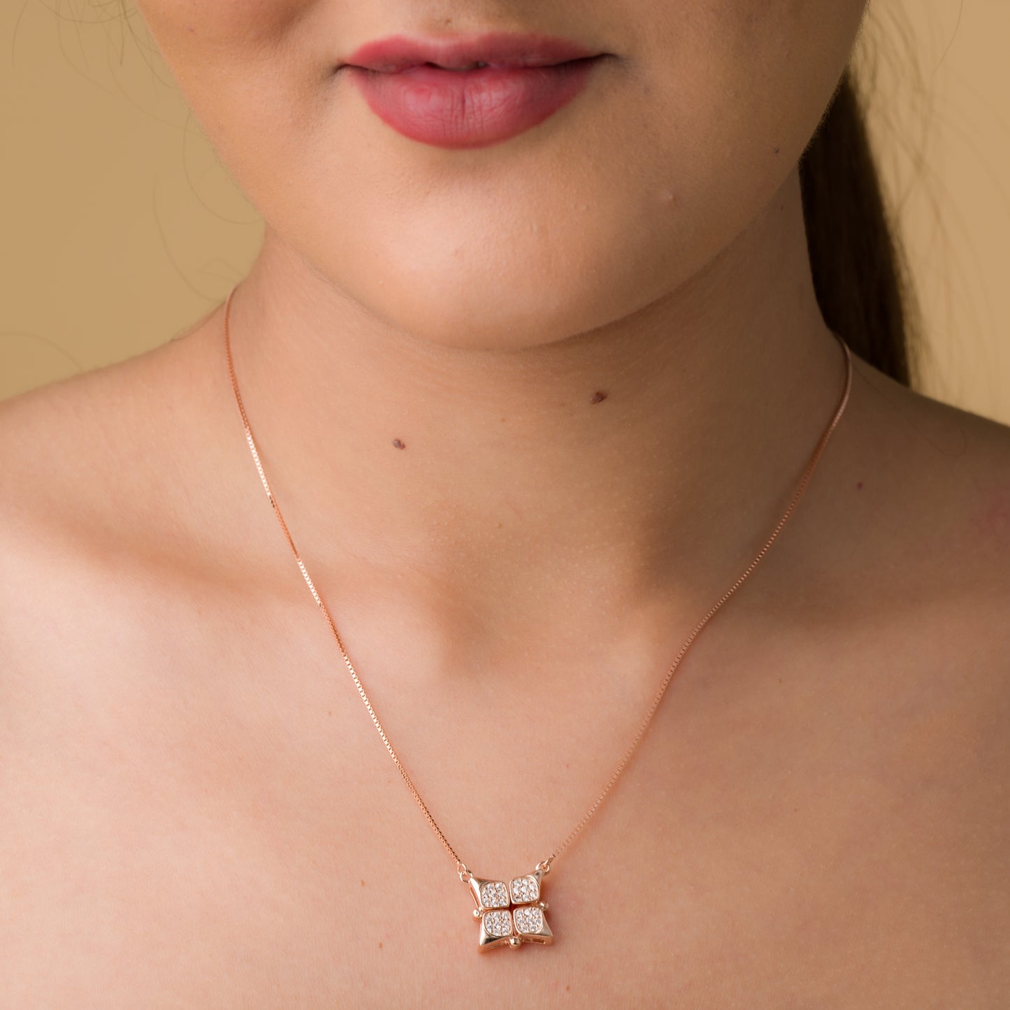 Magnetic Flower Zircon Pendant Chain - 925 Silver
