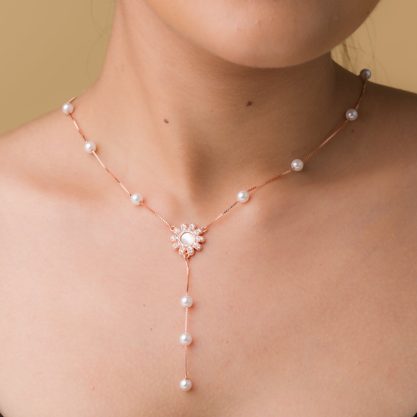 Pearl Clover Chain Pendant - 925 Silver