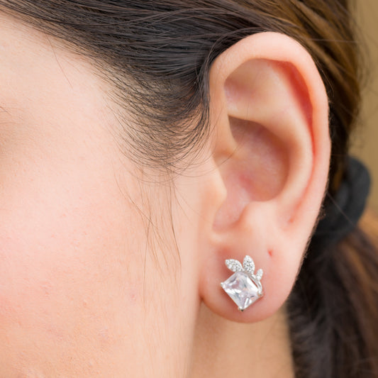 Classy Leaf Stud Earrings - 925 Silver