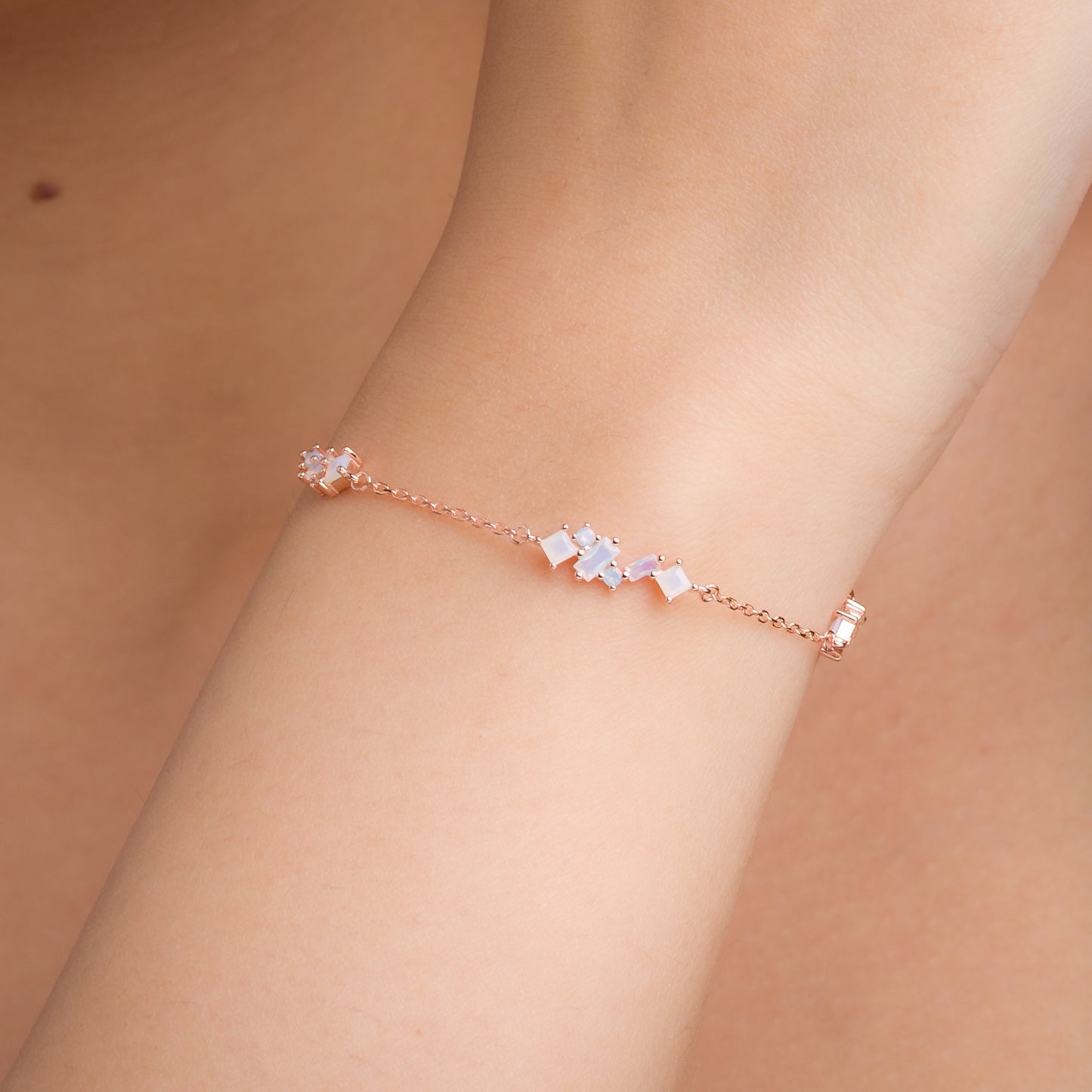 Elegant Forsted Crystal Bracelet - 925 Silver